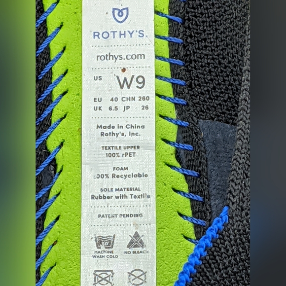 Rothy's Black "The Flat" Slip ons SZ 9 - Picture 2 of 8